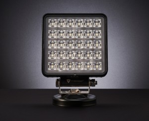 Lampa robocza 30LED30W z uchwytem i magnesem