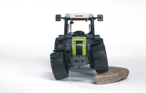 02110-bruder-traktor-claas-nectis
