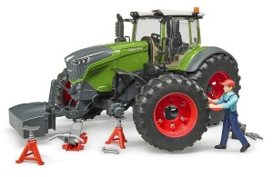 04041-bruder-traktor-fendt-1050