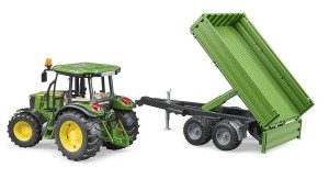 02108-bruder-traktor-z-przyczepa-john-deere