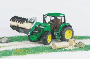 02052-bruder-traktor-john-deere