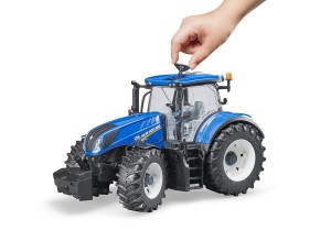 03120-bruder-traktor-new-holland