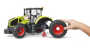 03012-bruder-traktor-claas-axion-950