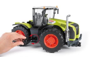 03015-bruder-traktor-claas-xerion-5000