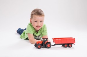 888501243-zetor-traktorek-zabawka-z-przyczepka