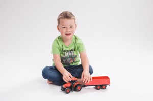 888501243-zetor-traktorek-zabawka-z-przyczepka