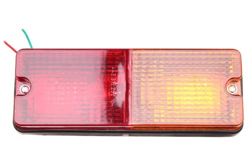 67115711-lampa-tylna-metalowa-prawa