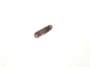 Śruba regulacji zaworów